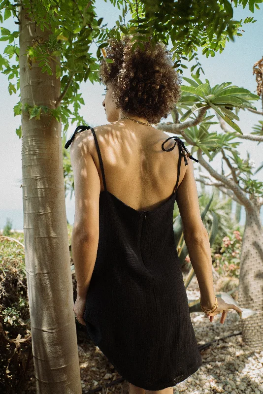 Cocktails & Dreams Dress in Black