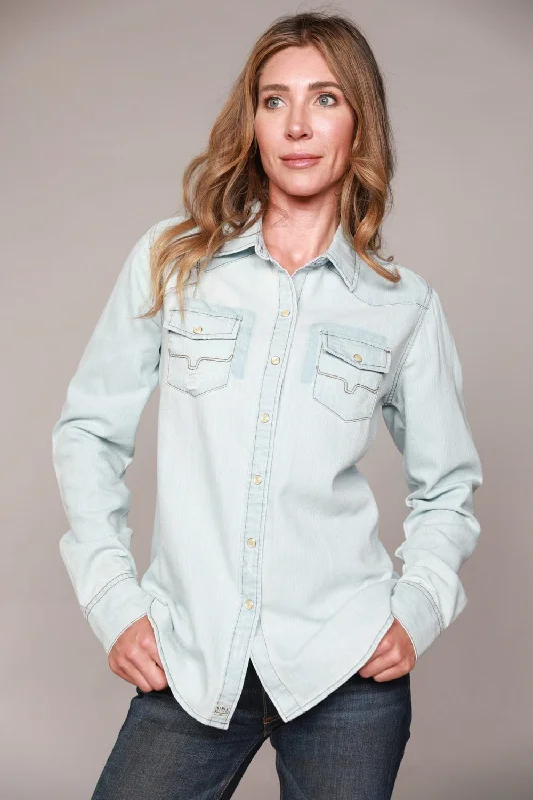 Kimes Ranch Womens Kaycee Top Destroy Denim Cotton Blend L/S Shirt Fashionable Rounded Short Shirt