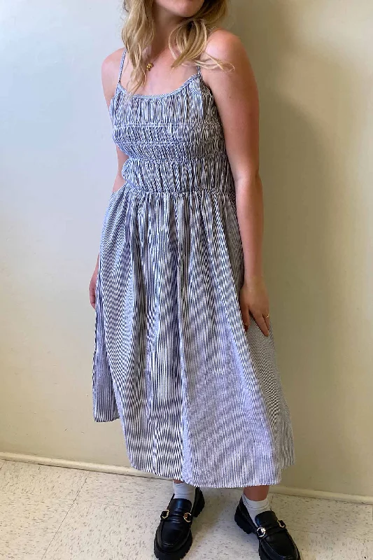 Striped Maxi Dress Stylish V-Neck Maxi Dress